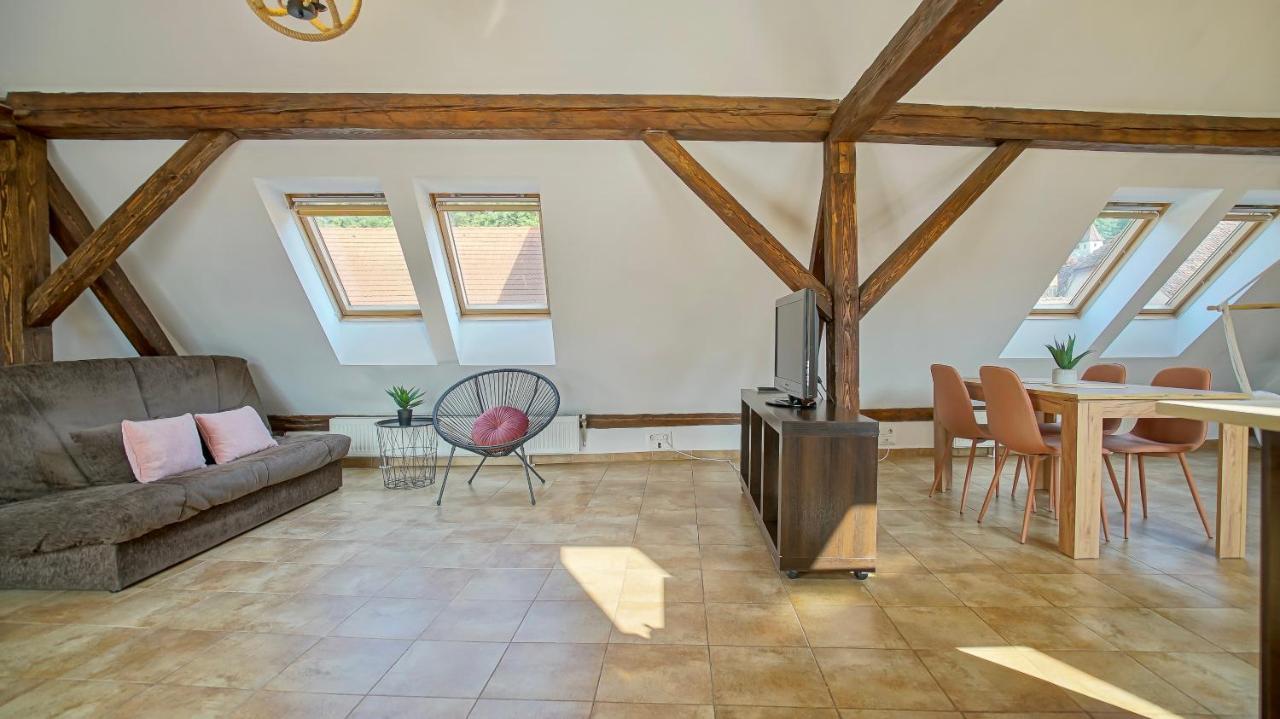 Rooftop Proprety With Large Terrace & Stunning Views - براشوف المظهر الخارجي الصورة