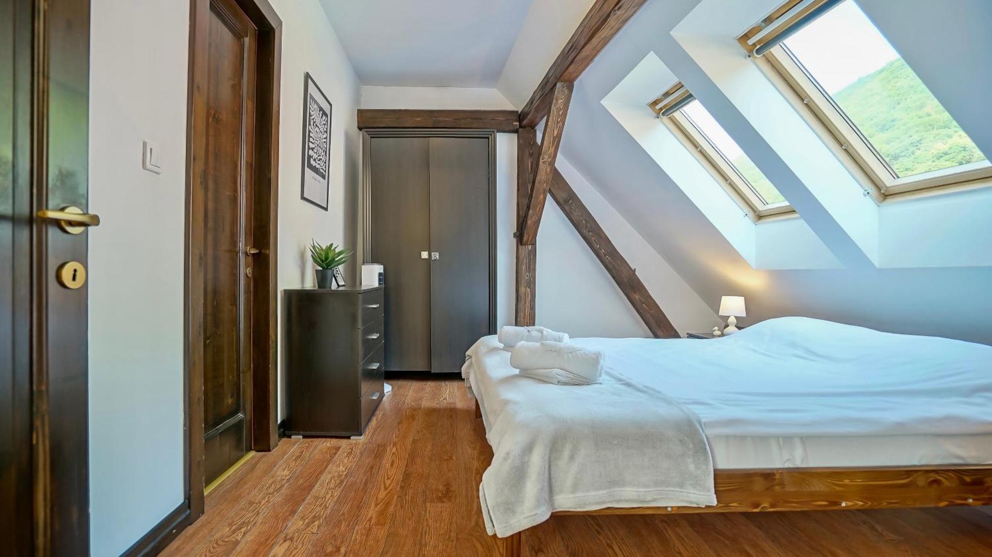 Rooftop Proprety With Large Terrace & Stunning Views - براشوف المظهر الخارجي الصورة