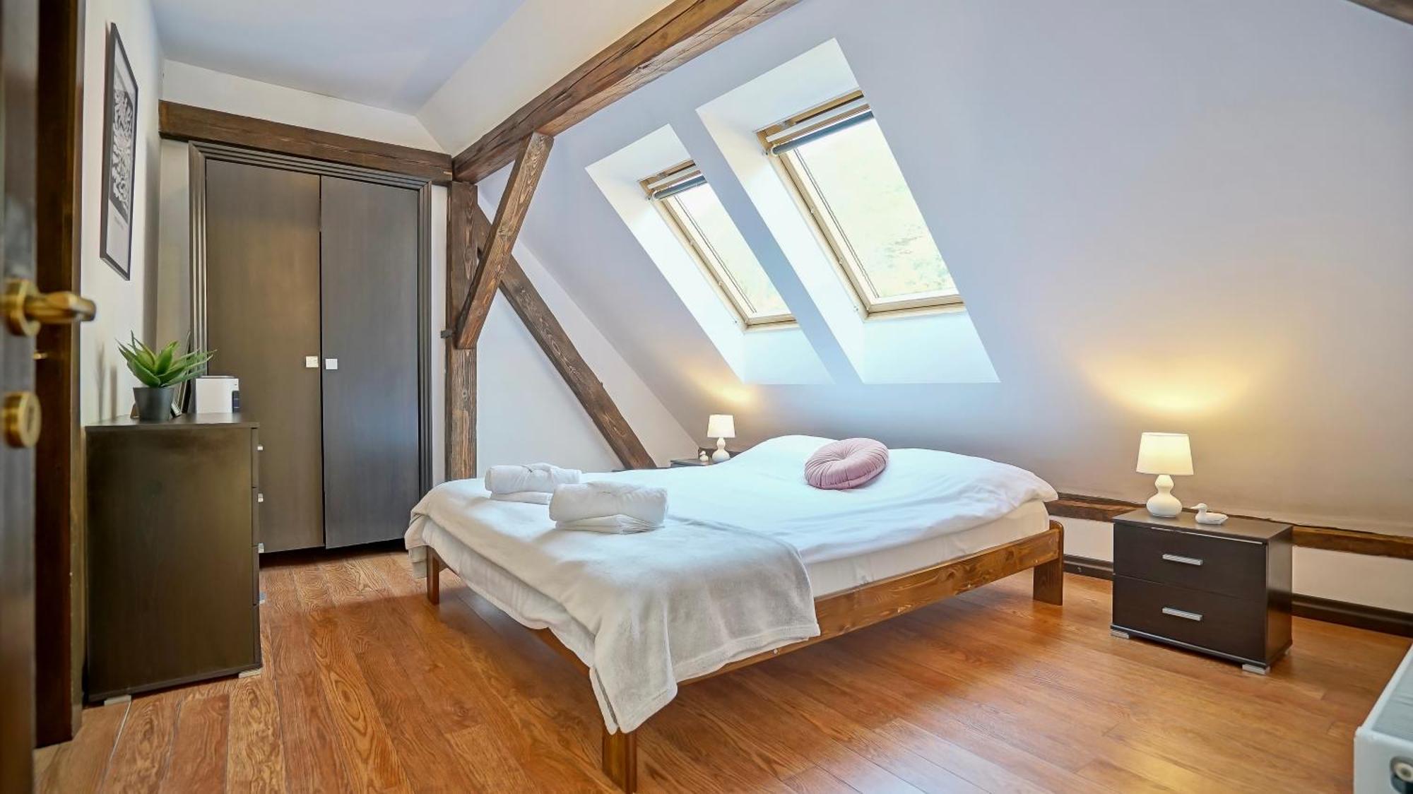 Rooftop Proprety With Large Terrace & Stunning Views - براشوف المظهر الخارجي الصورة